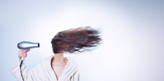 Czy codzienne suszenie włosów jest szkodliwe?